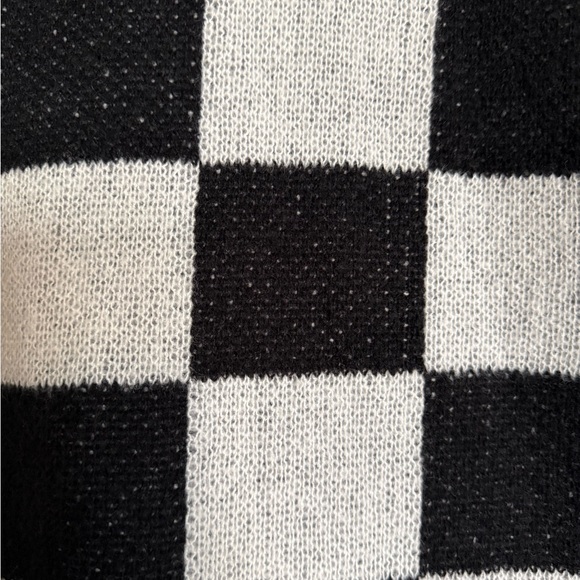 BiBi Black and White Checkered Sweater with Sequins. Labeled Small fits to Large - Picture 5 of 5